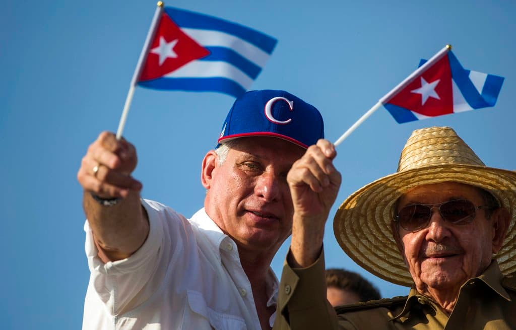 ¿Adiós al comunismo?: qué cambió en Cuba el gobierno de Díaz-Canel en 100 días