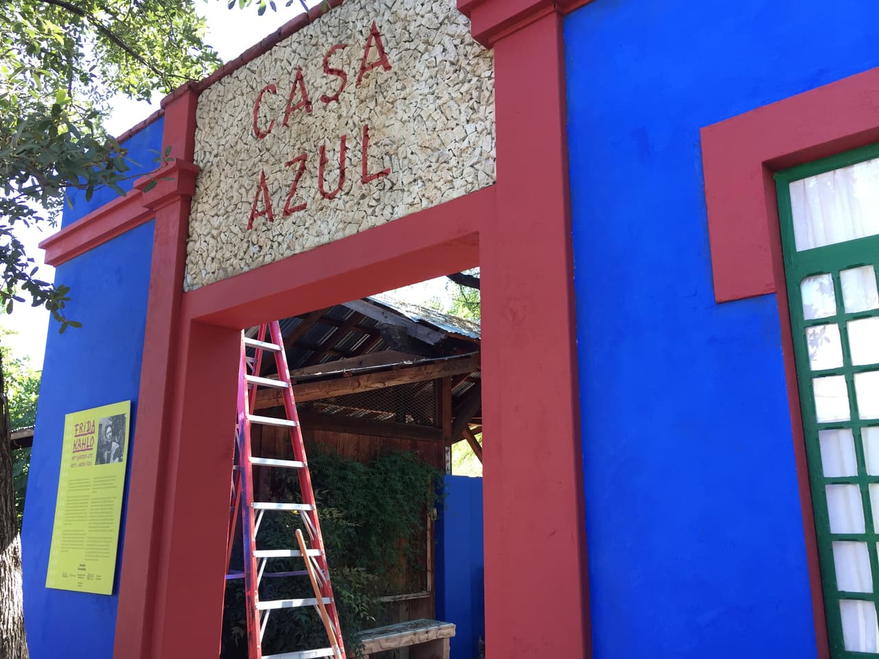 Jardines, color y arte en la exhibición de Frida Kahlo en Tucson