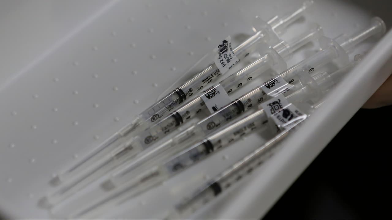 Las vacunas contra el coronavirus podrían agotarse en pocos días en Miami-Dade 