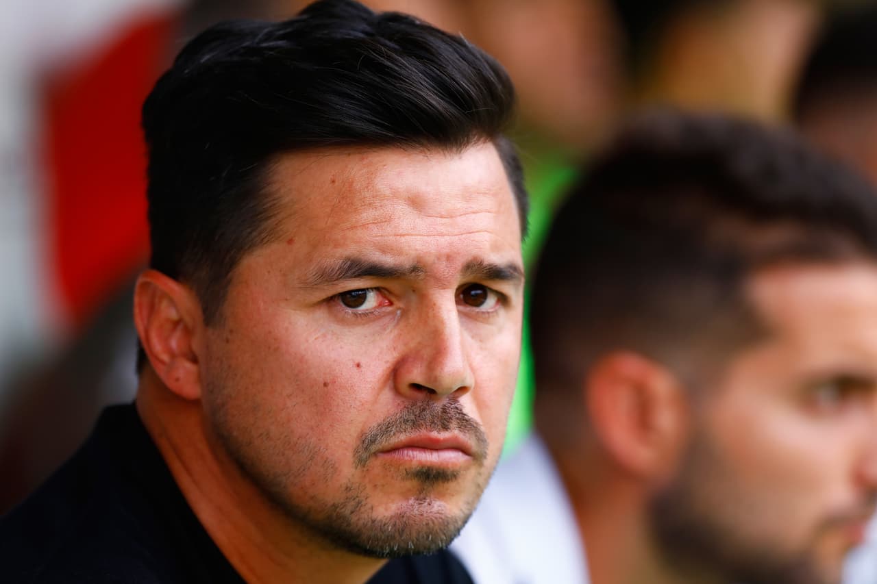 Mejía no entiende lo sucedido con Ambriz: "No pienso que me juego la chamba"