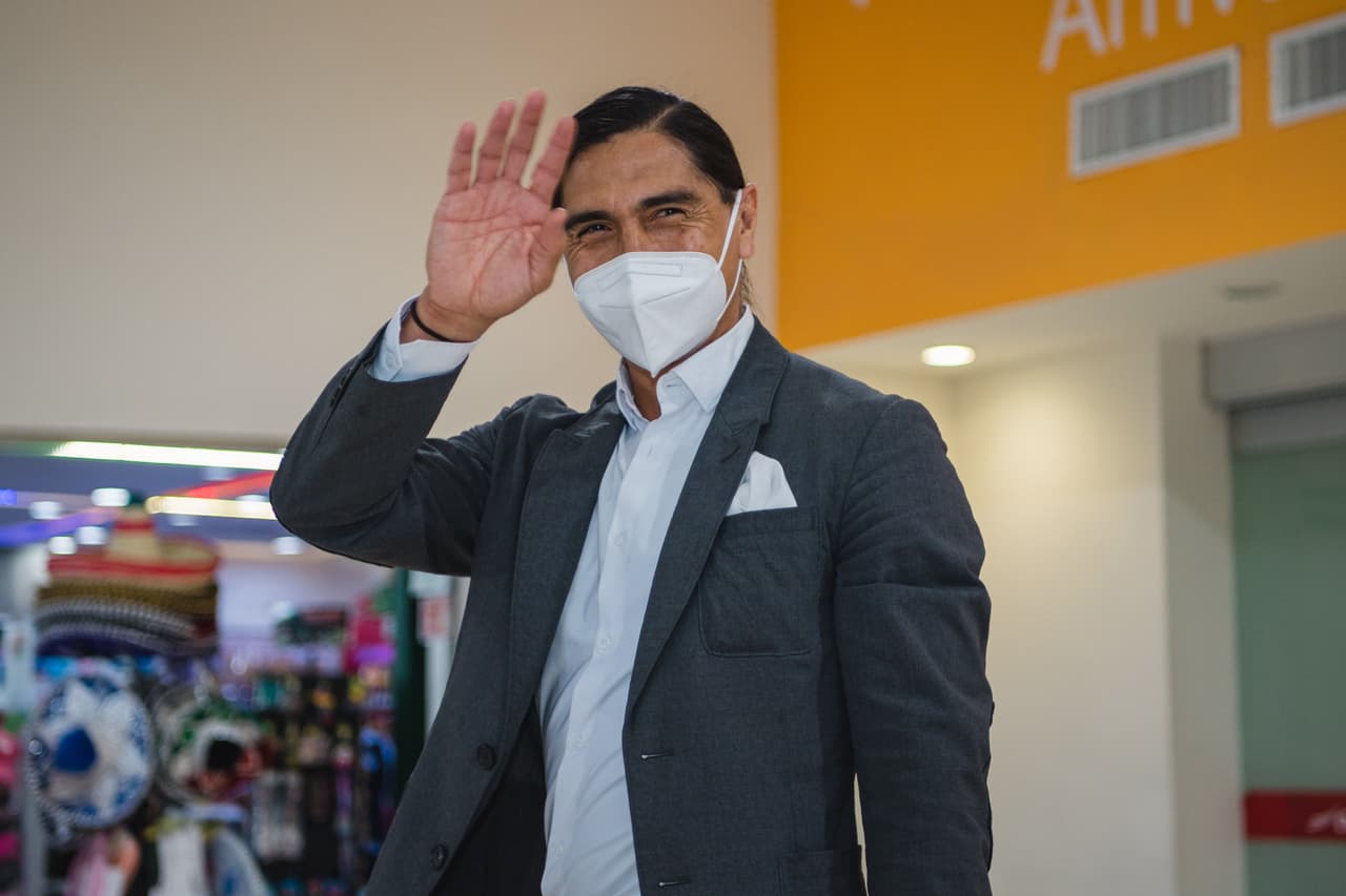 El torneo se jugará en dos sedes. El Estadio Olímpico Universitario recibirá a los equipos capitalinos y a Toluca. El resto de los encuentros se jugarán en Guadalajara.