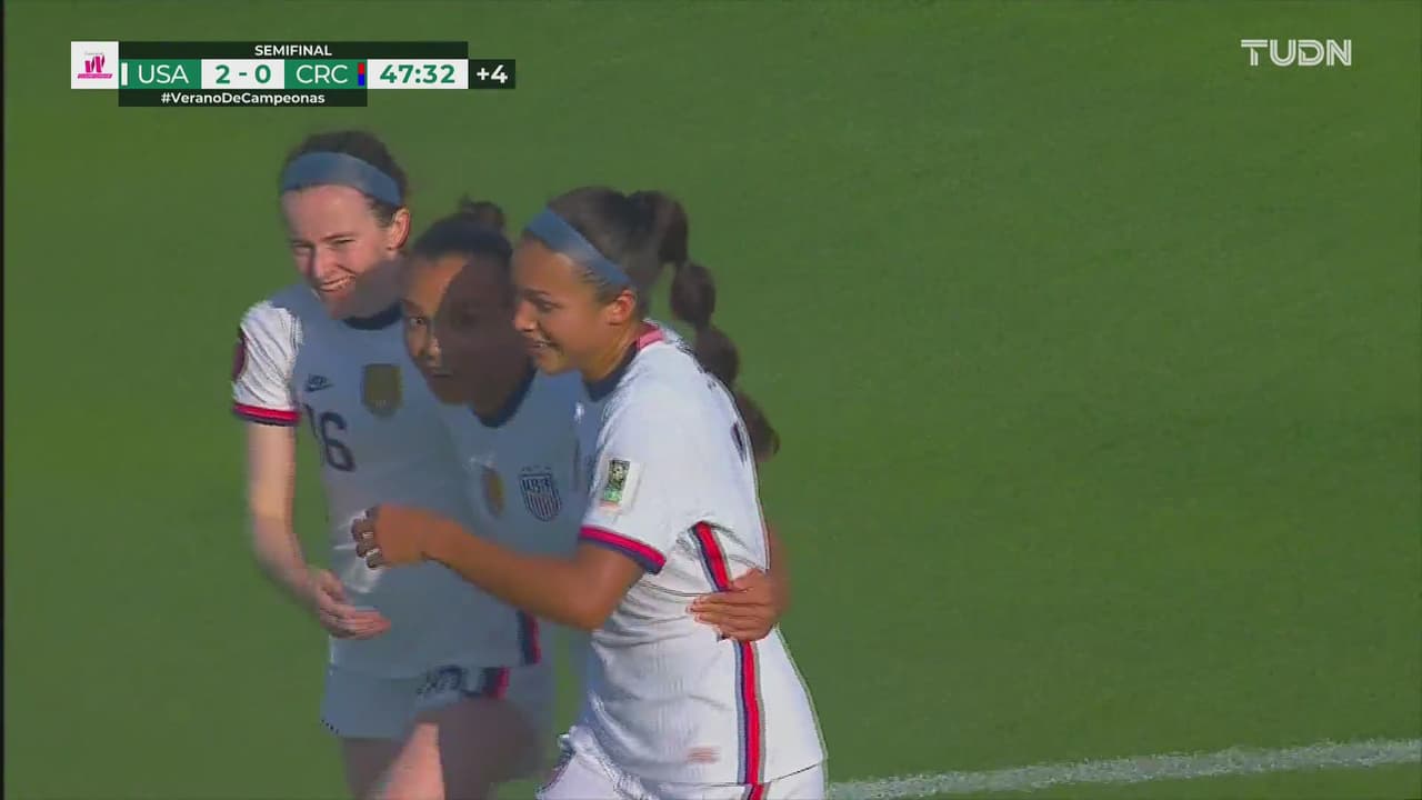 Costa Rica se equivoca en salida y Estados Unidos le cobra para el 2-0