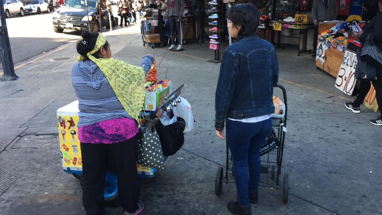 Este senador dice tener la fórmula para evitar que vendedores indocumentados en California terminen en centros de ICE