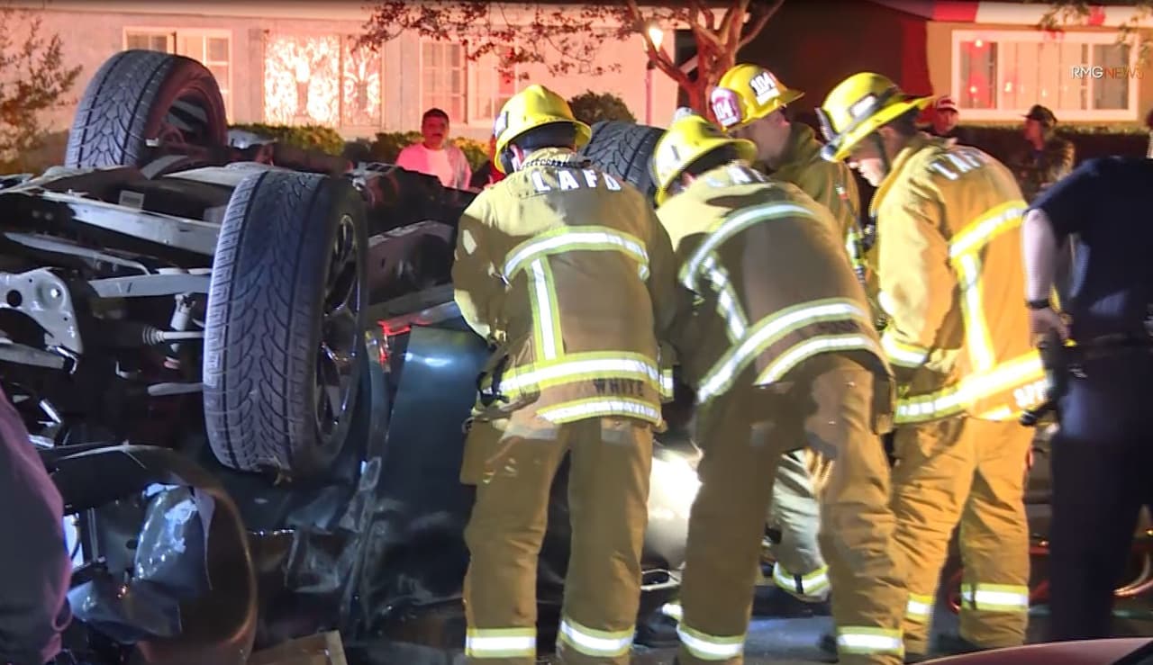 Las cuadrilla de rescate debieron utilizar varias piezas hidraúlicas para poder sacar los cuerpos de los hermanos Pérez.