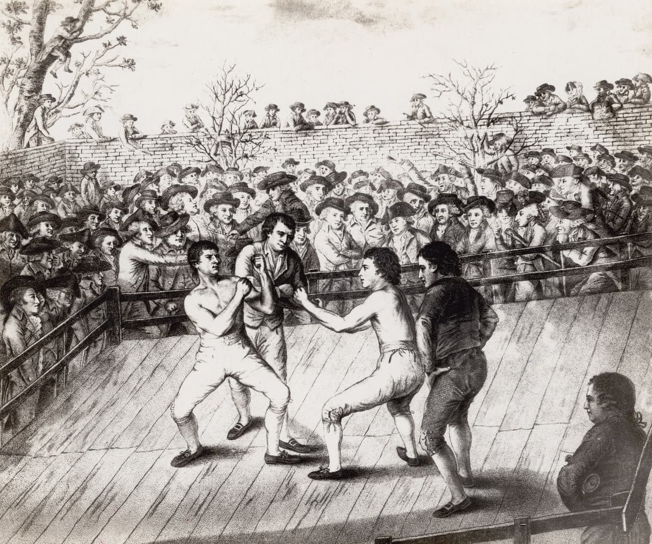 Hay inclusive registros de inicios del siglo XX en donde la expresión 'fue salvado por la campana' se utilizaba en la prensa deportiva para algún boxeador que estaba a punto de perder en el round pero pudo seguir adelante en la pelea.