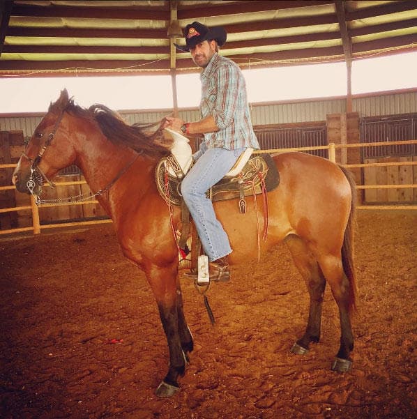 '
<b><a href="http://www.univision.com/novelas/vino-el-amor">Vino el amor</a></b>' fue la primera ocasión en que este galán y el 
<b>'Güero' Castro </b>trabajaron juntos en una telenovela.