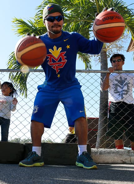 Manny Pacquiao inició sus entrenamientos en Filipinas de cara a su combate contra Timothy Bradley en abril.