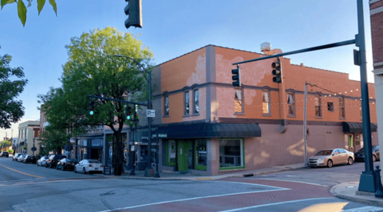 <h3 class="cms-H3-H3">16. Goldsboro, Carolina del Norte</h3>
<br>
<br>💸
<b>Ingreso familiar promedio:</b> $47,595
<br>
<br>💸
<b>Tasa de pobreza: </b>19.9%
<br>
<br>💸
<b> Hogares con ingresos anuales menores a $10,000: </b>6.7%
<br>
<br>💸
<b> Adultos con educación universitaria: </b>20.3%
<br>
<br>💸
<b> Tasa de desempleo (2021):</b> 4.6%
<br>