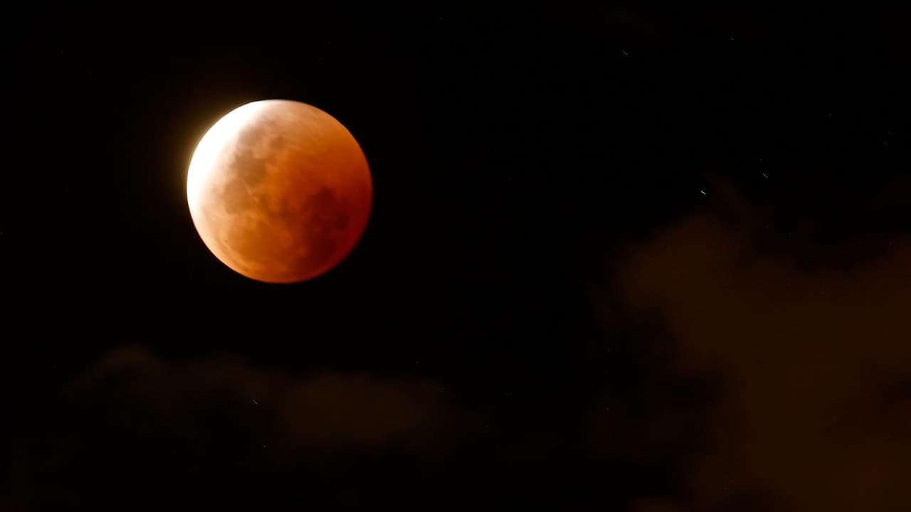 Así se vio el último eclipse total lunar en tres años