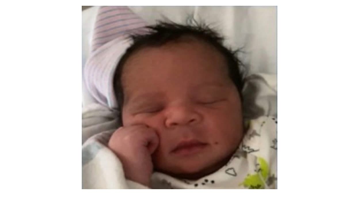 <b>Elijah Phillips</b>