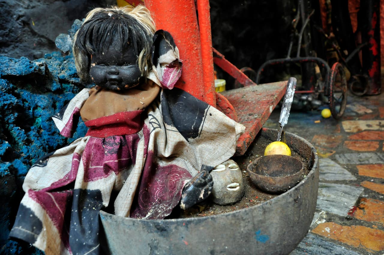 <b>INLE - Del 20 de febrero al 21 de marzo</b>
<br>El pescador con doble faceta, que recorre el mundo de los vivos y de los muertos. Personas amorosas, con mucha fe, compasión y humildad. Destaca su comprensión y tranquilidad ante la adversidad. Les encantan las tradiciones y valores espirituales.