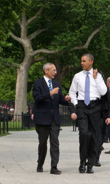 Quiso recordar los años en que caminaba sin su cuerpo de seguridad.