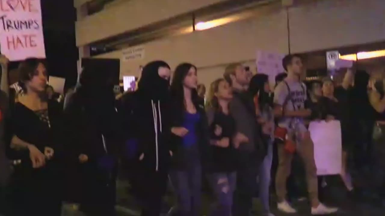 Austin vive la segunda jornada de protestas contra Trump