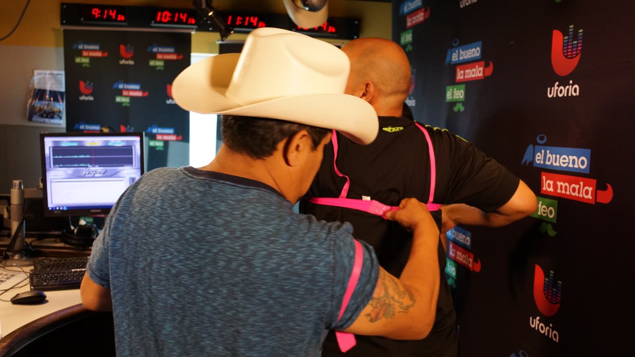 Otro regalo sorpresa de Carlita para Raúl 'El Pelón' y El Feo.