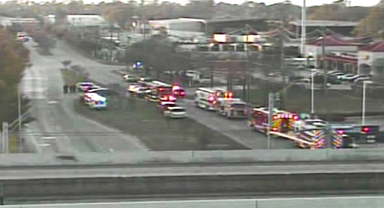 Un derrame de mercurio en un sector al oeste de Houston provoca cierre de vías y negocios