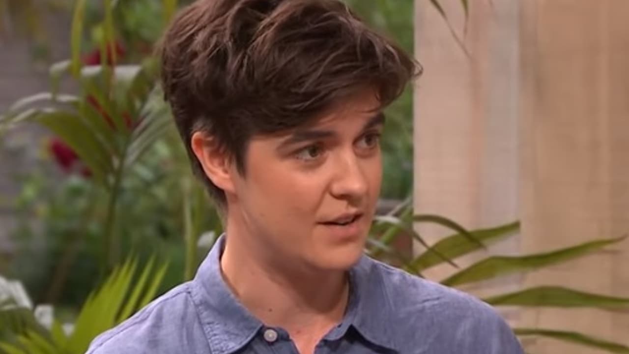 "No podría ser feliz con tanto dinero": Una joven renuncia a su millonaria herencia y aboga por disminuir la brecha de la desigualdad