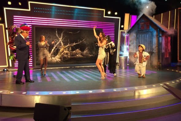 Vanessa de Roide, Aleyda Ortiz, Alina Robert, Ivanna Rodriguez, Zoila Ceballos y Aly Villegas compitieron para ser la Reina del Chacal