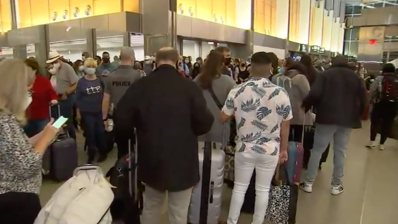 Fuga de agua causa apagón de 6 horas en el terminal 2 del Aeropuerto RDU