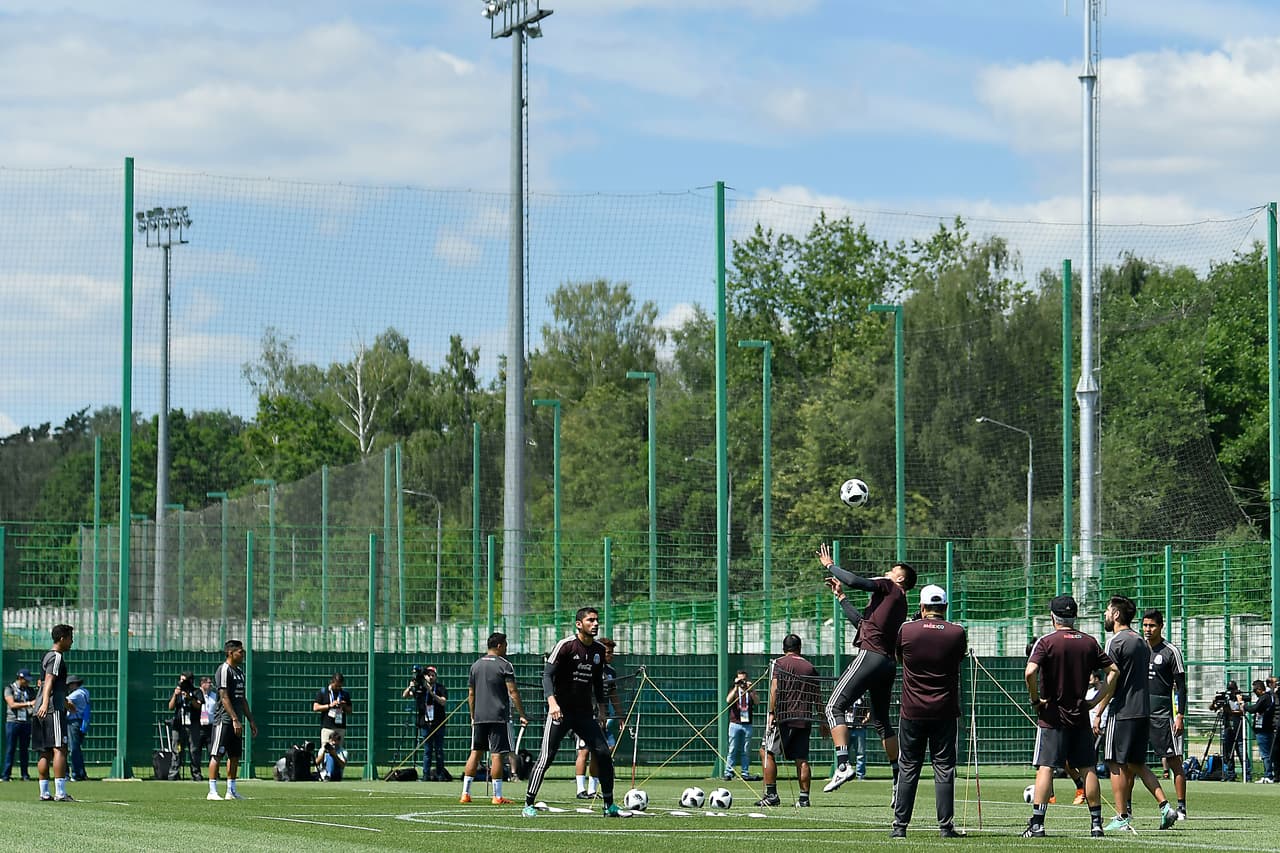 A excepción de Héctor Moreno que no podrá estar por acumulación de amarillas, el grupo sabe que podría tener una oportunidad en el partido.