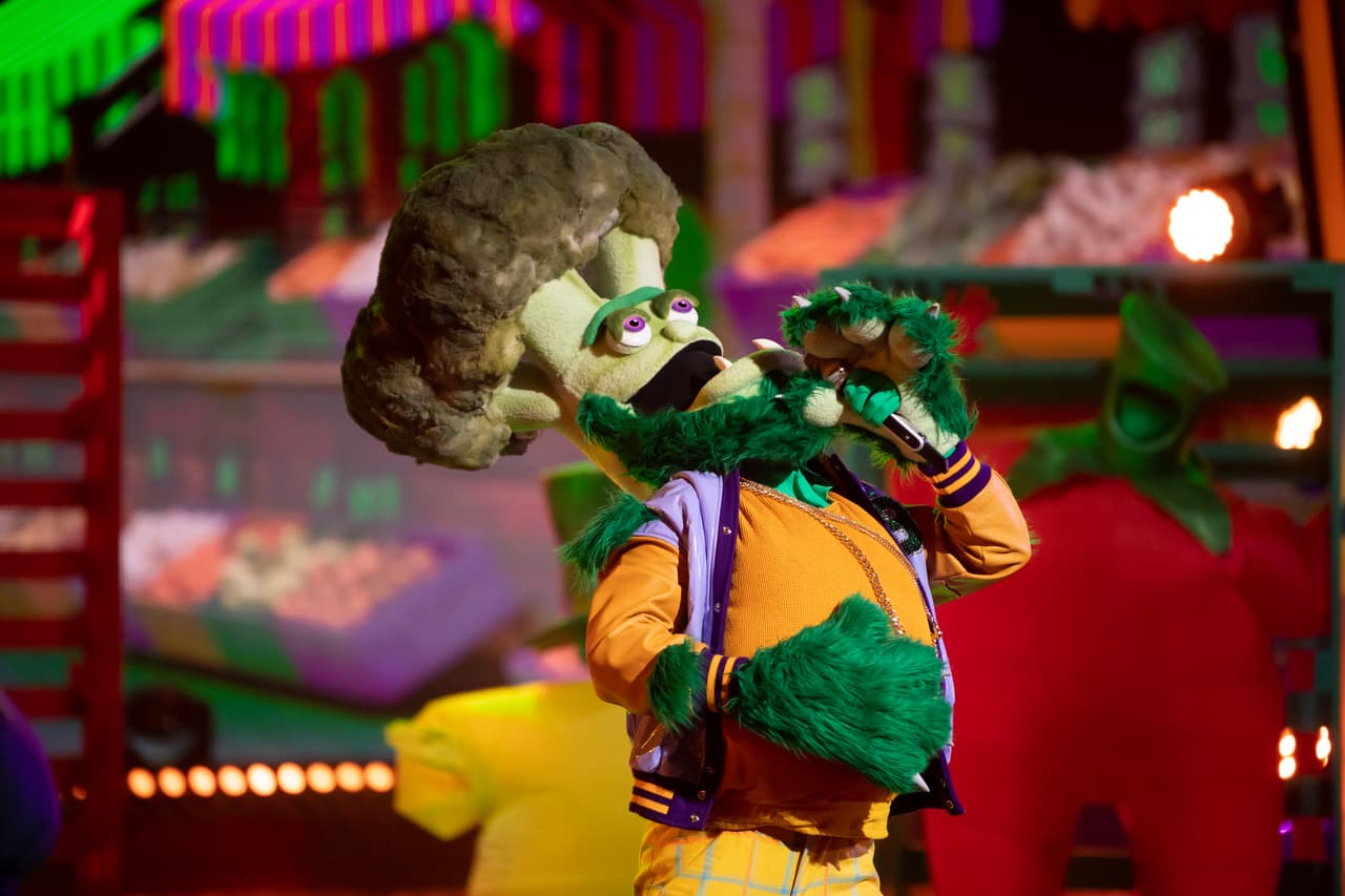 El último integrante de este triple combate fue Brócoli, una verdura muy particular y con una gran voz.