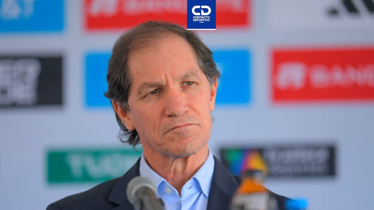 Nadie recibe a ‘Tuca’ Ferretti tras llegar a la CDMX para firmar con Cruz Azul