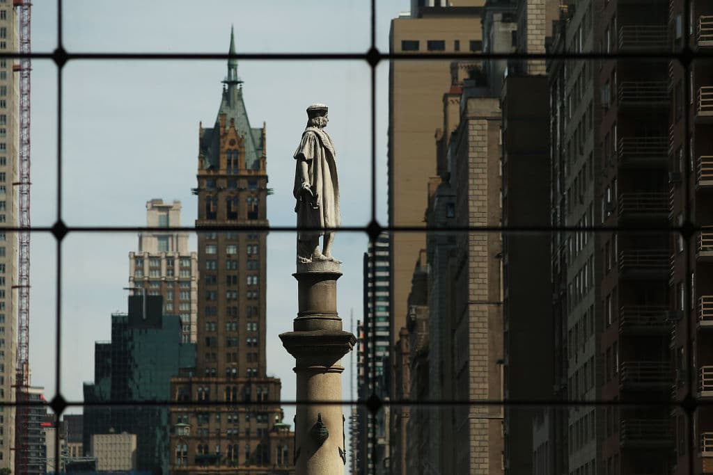 Funcionarios de Nueva York defienden por qué la estatua de Colón no debe moverse de Columbus Circle