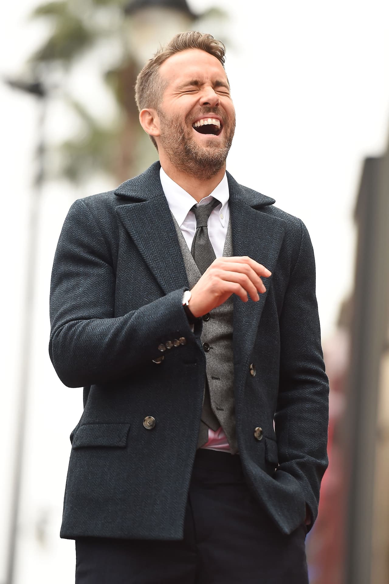 "Nunca le facilitó la vida a nadie, incluyendo a sí mismo", subrayó el actor. "Y realmente le hubiera encantado ver esto. También se lo dedico con mucho cariño".