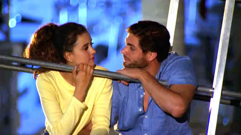 Sin embargo, Carlos estuvo siempre al lado de Fernanda.