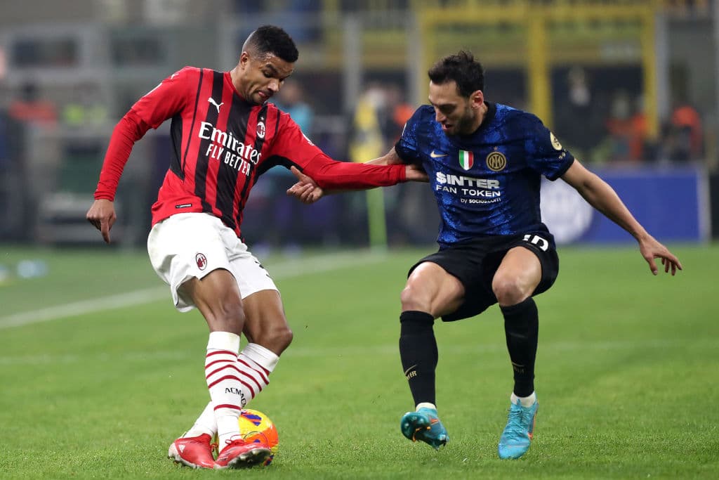 Con un doblete de Olivier Giroud (75' y 78'), el Milan le da la vuelta al partido (1-2) en tres minutos y aseguran tres valiosísimas unidades