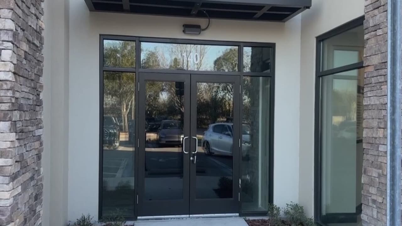 Arresto de falsa odontóloga afecta a comerciantes de Florida Central