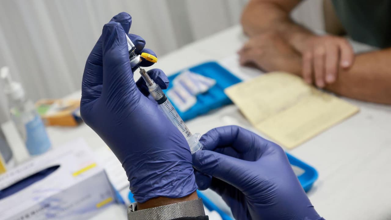 “No hay suficientes vacunas”: autoridades del DMV explican quiénes pueden vacunarse contra la viruela del mono