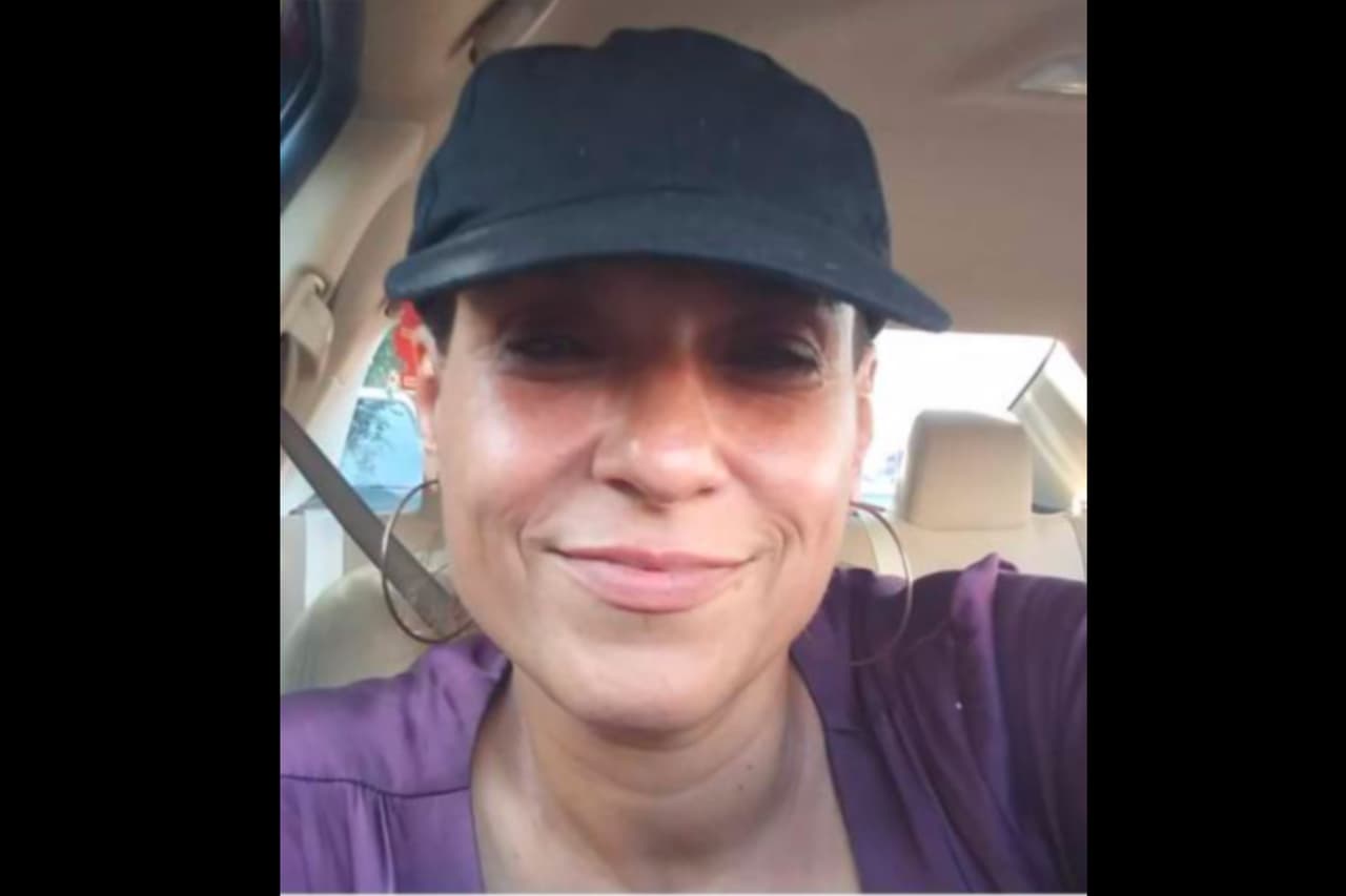 Buscan a una mujer hispana de 48 años que desapareció de Oak Lawn