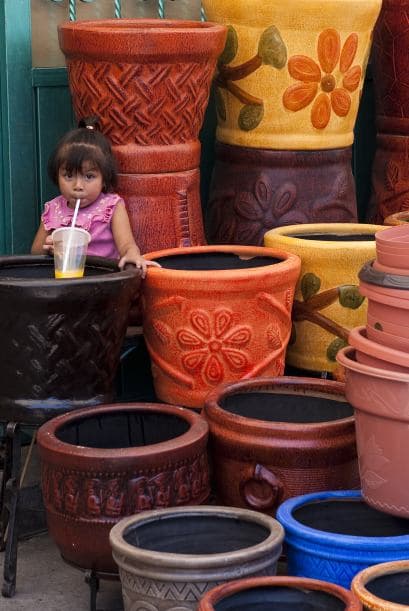 "La puerta giratoria que tanto tiempo había existido en la frontera para estos niños vulnerables sigue girando hoy", dijo Nachman.