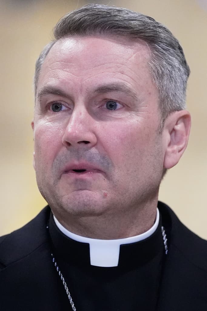 Durante su encuentro con periodistas, previo a su instalación, el arzobispo Hicks realizó su 
<b>"primera declaración polémica"</b>.