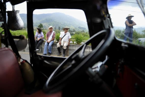 Alfonso recuerda que el 'Yipao' que heredó de su padre es parte de la masiva producción que llegó a Colombia al finalizar la Segunda Guerra Mundial.
