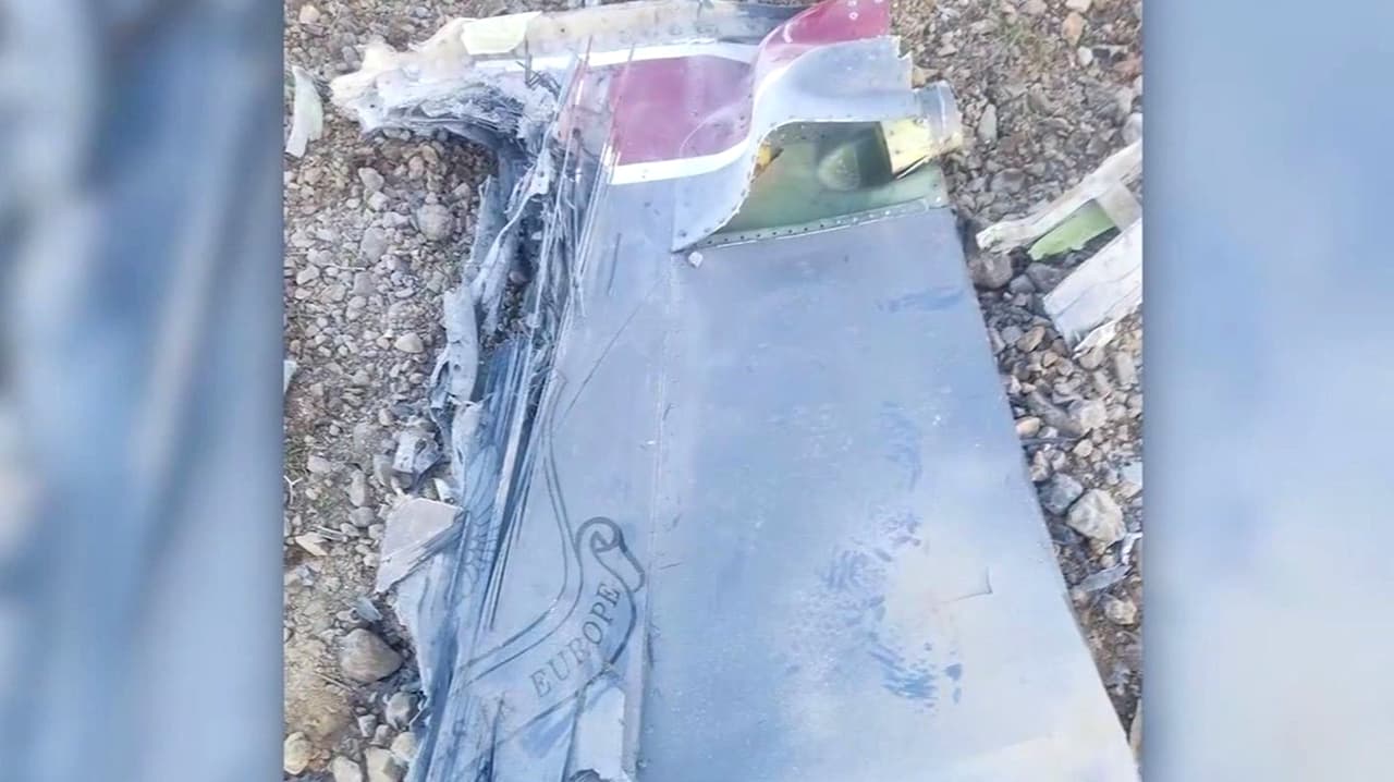 Tensión Medio Oriente: Irán difunde fotos de avión de EEUU derribado; sigue la búsqueda de un segundo tripulante