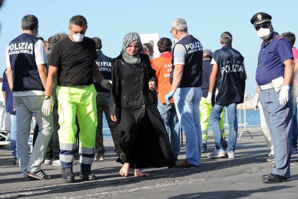 En los últimos ocho meses autoridades italianas han rescatado más de 73 mil inmigrantes indocumentados.