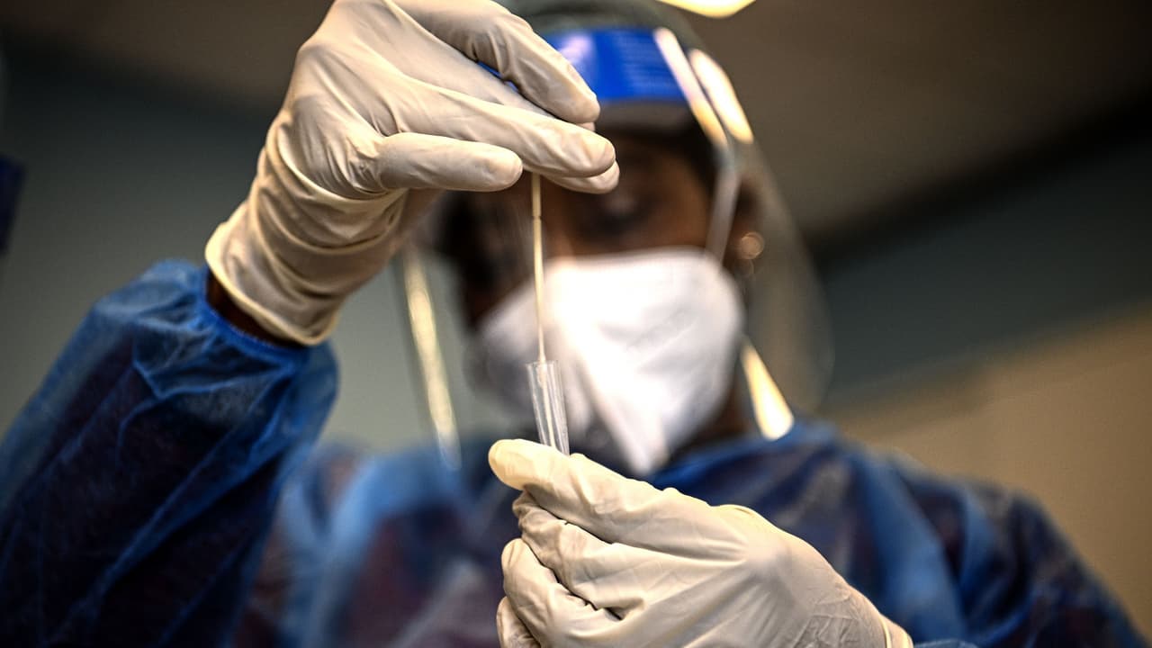 Se han cuadruplicado los casos de coronavirus en California en solo una semana