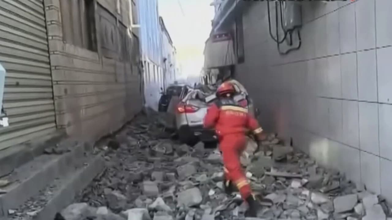 Terremoto de magnitud 7.1 sacude el oeste de China: se reportan decenas de muertos