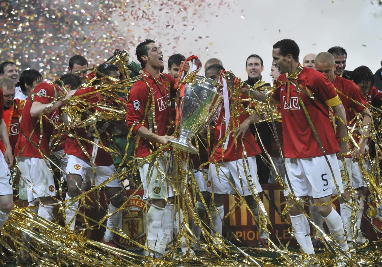 En ese United campeón, además de CR7, estaban jugadores como Ryan Giggs, Rio Ferdinand, Carlos Tévez, Nani, Edwin van der Saar, Wayne Rooney, Paul Scholes, entre otros.