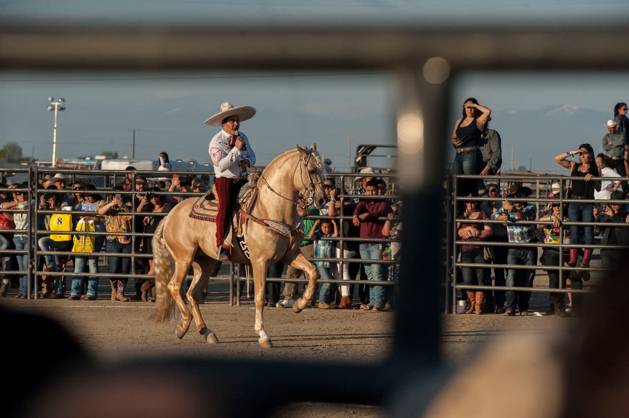 7 escenarios y mas de 50 artistas en 3 dias fueron los ingredientes para PuebloFest el 17 al 19 de marzo donde llegaron personas para disfrutar de todo el estado de California.