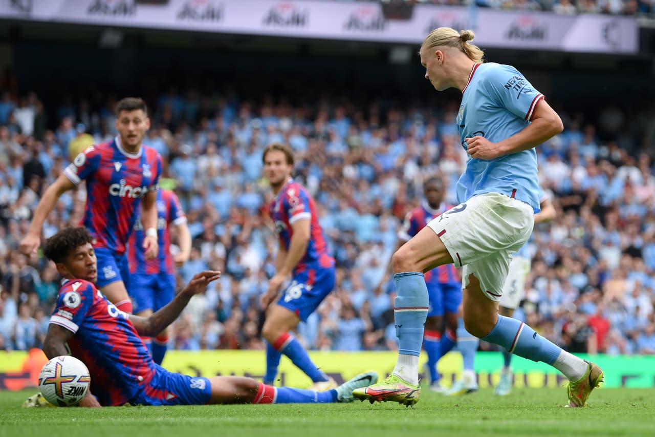 Manchester City remontó un 0-2 para vencer 4-2 al Crystal Palace con un hat-trick de Erling Haaland y gol de Bernardo Silva.
