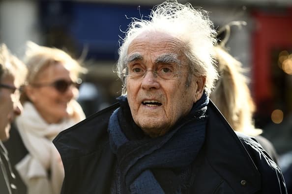 <b>Michel Legrand.-</b> El legendario compositor y ganador de tres premios Oscar murió el 26 de enero en su ciudad natal París, Francia, a los 86 años de edad. Ganó su primera estatuilla dorada al crear la canción ‘Los molinos de viento de tu mente’ de la cinta ‘El caso Thomas Crown’. 
<br>