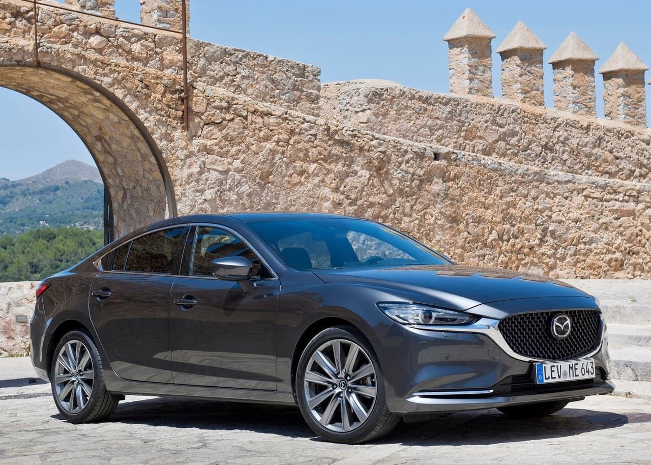 <h3 class="cms-H3-H3"><b>9. Mazda 6</b></h3>
<br>
<br>
<b>Mantenimiento en el transcurso de 10 años:</b> 12,700 dólares