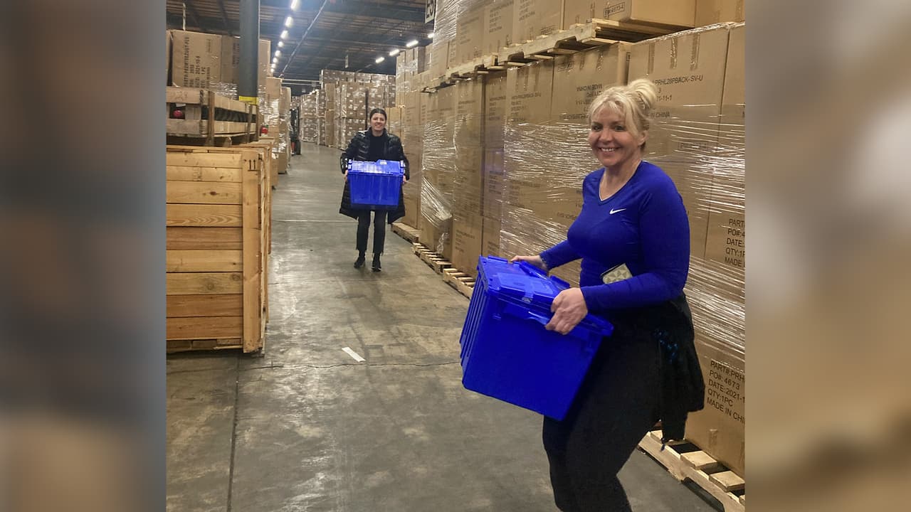 Recolectan cerca de 50 toneladas de insumos médicos para Ucrania