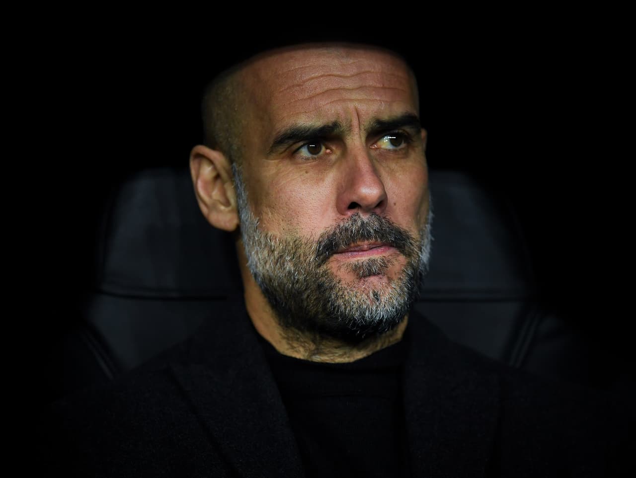 Guardiola se une al combate contra el COVID-19.