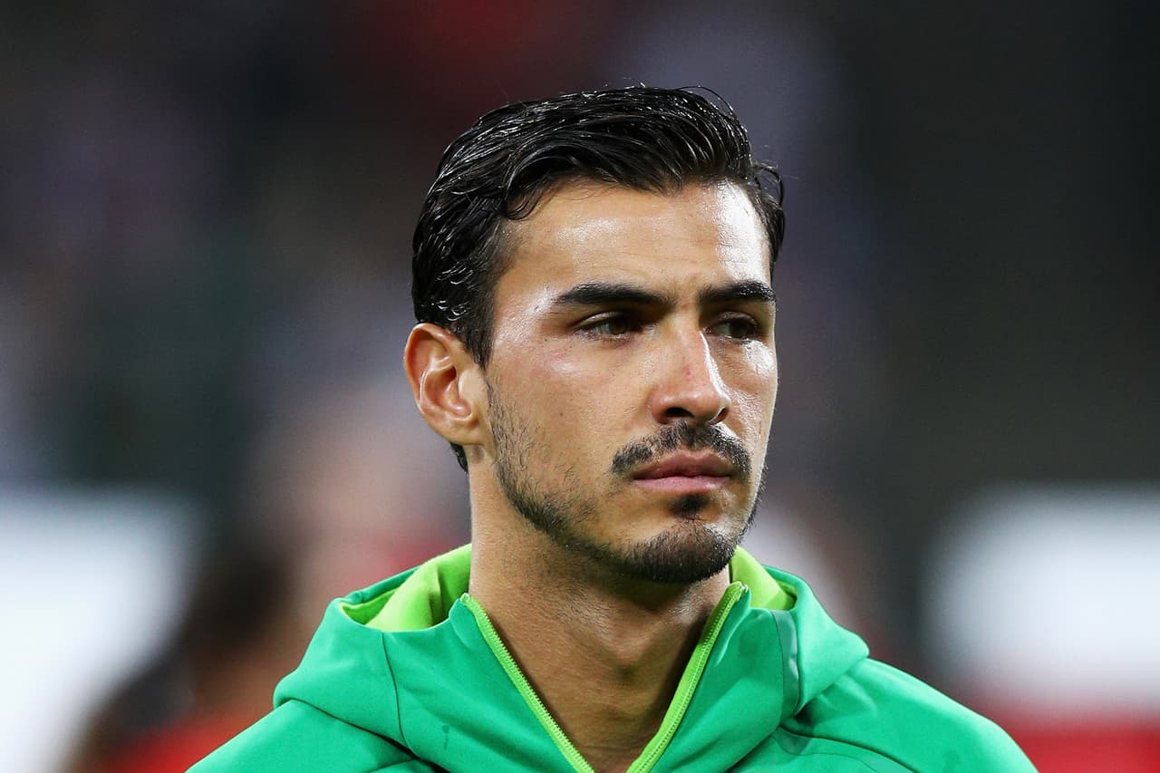 El defensor mexicano no ha cerrado el trato con el Getafe.