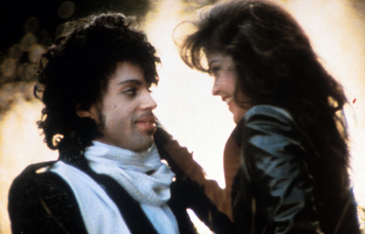 Prince y Apollonia Kotaro en la película "Purple Rain."