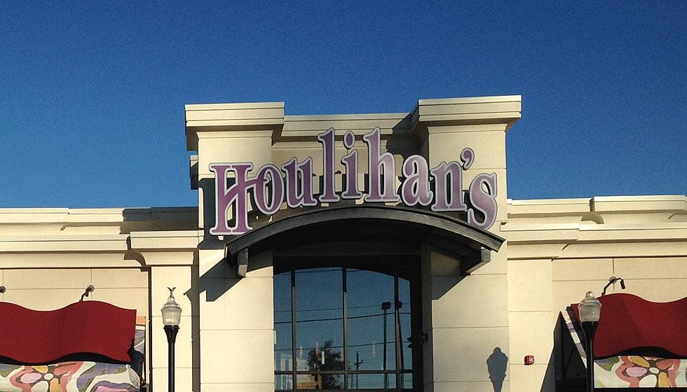 <b>Houlihan’s</b>, en las localidades de Lawrenceville, Weehawken, Hasbrouck Heights y Woodbridge.