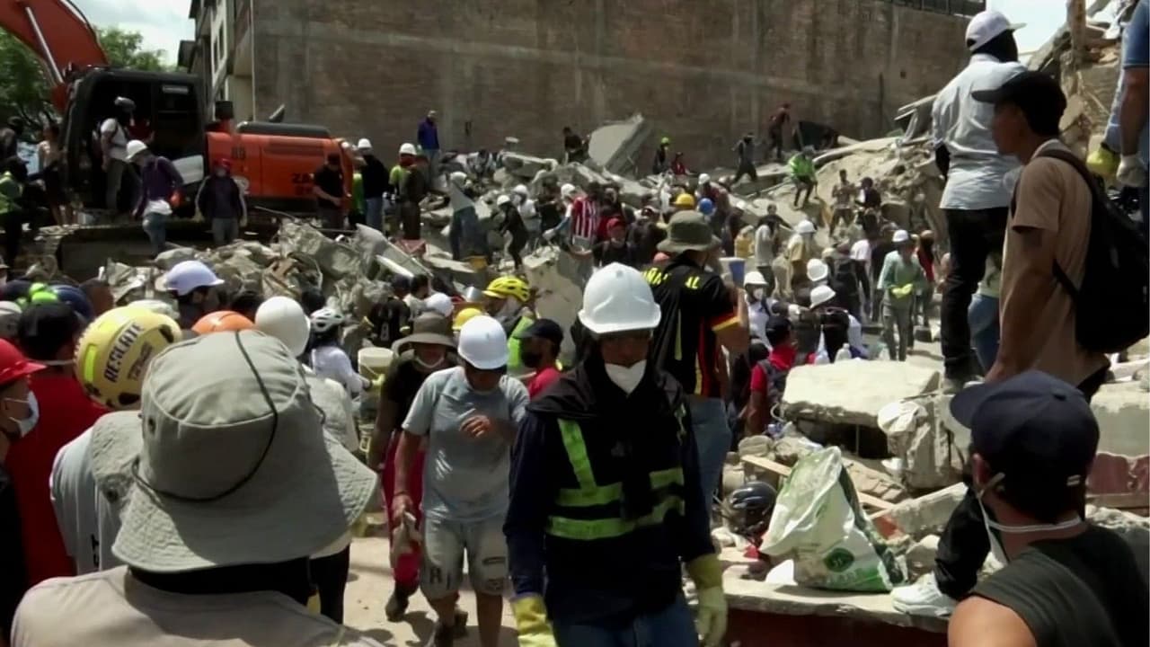 Víctimas del terremoto en Colombia viven en campamentos por temor a las réplicas; denuncian robo de niños